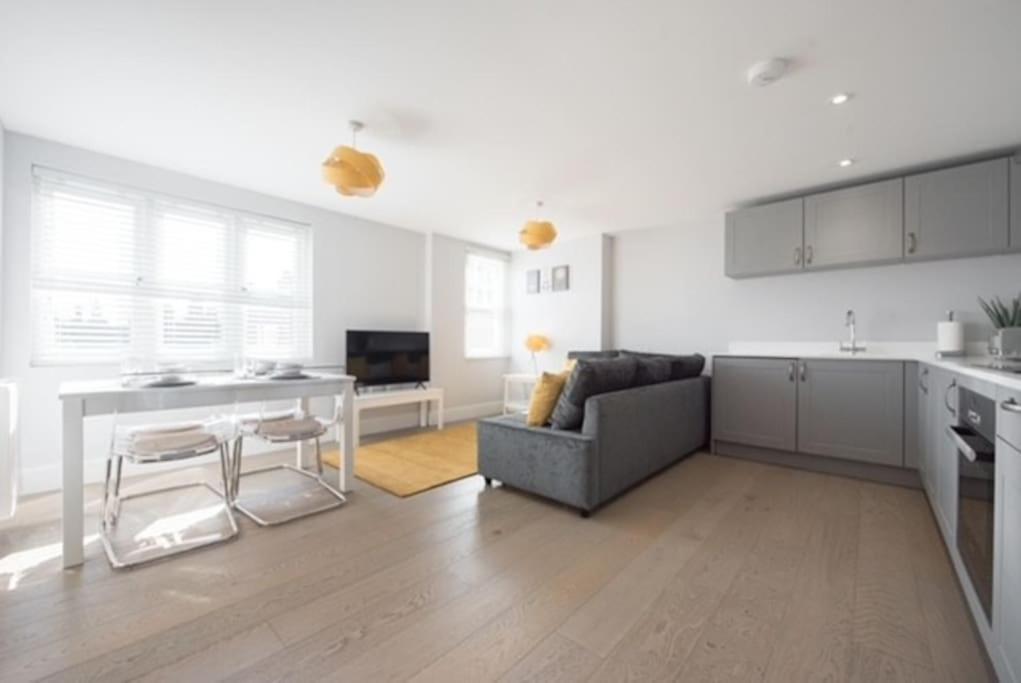 Beautiful, Spacious 1 Bed Flat 布伦特伍德 外观 照片